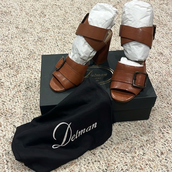 NWT Delman Carly Sandals! 👡 - Picture 3 of 10